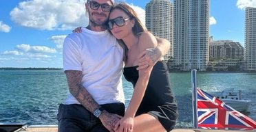 Вікторія і Девід Бекхем з дітьми відпочивають на яхті в Маямі (фото)