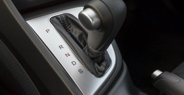 Доступно и удобно: названы самые дешевые автомобили с автоматом в Украине (фото)