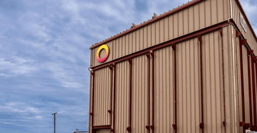 Дешеву батарею розігнали до неймовірної потужності 100 МВт/год: як це вдалося