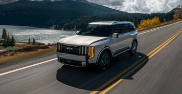 Стильний флагман: представлено найбільший сімейний кросовер Kia Telluride (фото, відео)