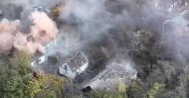 Прямим наведенням: танки ЗСУ прорвалися в захоплену Новоолексіївку і розбили позиції РФ (відео)