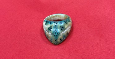 Слоновая кость и жемчужины: археологи нашли уникальный перстень в Турции (фото)