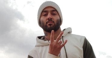 Грозила смертная казнь: в Иране на свободу выпустили рэпера Тумаджа Салехи