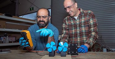 Учені створили протонну батарею для гаджетів: вона дешева, безпечна й екологічно чиста