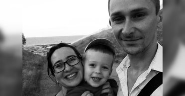 "Пять сгоревших комков": работник музея уволен после циничного сообщения о погибшей семье из Харькова