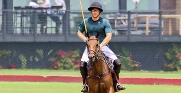 "Таліби самі застрелились": У мережі створюють меми про скандальні мемуари принца Гаррі