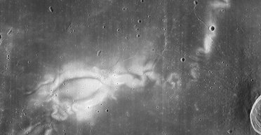 Південна Корея відсвяткувала річницю свого апарата новими знімками поверхні Місяця (фото)