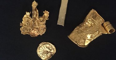 В Англии обнаружили самый большой англосаксонский клад сокровищ (фото)