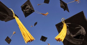 Доктора и магистры. Зачем Минобразования отменяет уровни "специалист" и "кандидат наук"