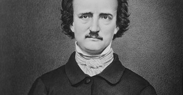 Описал смерть моряка, теорию Большого взрыва и травму мозга: как писатель предсказал будущее