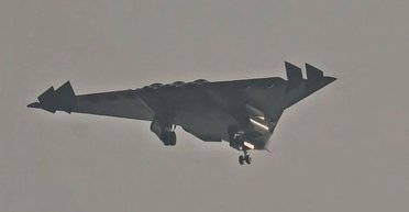 Неподтвержденные сообщения указывают на второй полет китайского стелс-истребителя J-36 (фото)