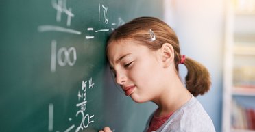 Замість універсальних солдатів отримаємо задовбаних: чи потрібно вчити в українській школі все підряд