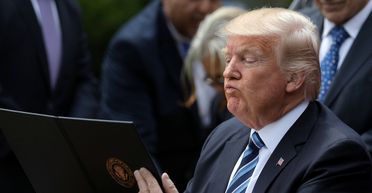 Хотите войти в ад, не жалуйтесь на темноту. Почему Трампу светит импичмент, а Китай похож на Третий рейх