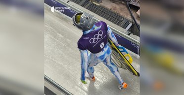 Українець тренується на Олімпіаді в шоломі з вбитими РФ спортсменами попри заборону МОК