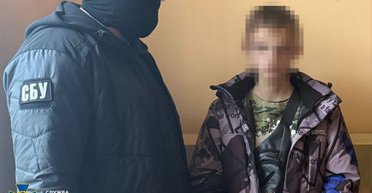 Под Киевом подростки совершили теракт возле отделения полиции: им грозит 12 лет тюрьмы (фото, видео)