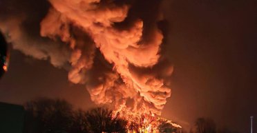 Дрони атакували нафтобазу у Псковській області РФ (відео)