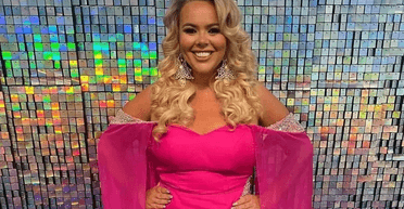 Дивовижне перетворення: жінка скинула майже 70 кг і стала королевою краси (фото)