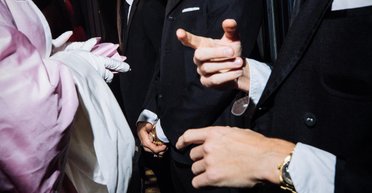 Бывший муж Дженнифер Энистон провел вечер с 29-летней актрисой (фото)