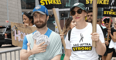 Денієла Редкліффа помітили на рідкісній прогулянці з маленьким сином (фото)