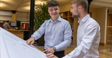 Як правильно оформити на роботу неповнолітнього співробітника: детальний алгоритм