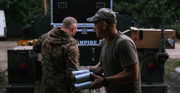 Внутри ночного наступления под Бахмутом: CNN показал продвижение бойцов ВСУ