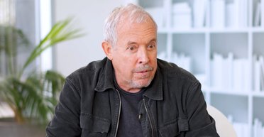 "Дуже хочу вашої перемоги": Макаревичу загрожує арешт у Росії через розмову із "Зеленським"