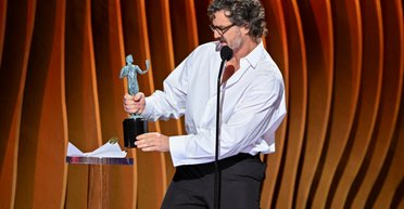 Педро Паскаль зізнався, що напився, під час промови на SAG Awards 2024 (відео)