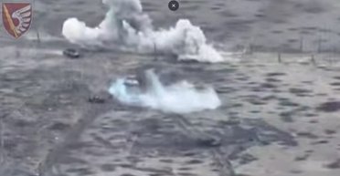 "Не доехал никто": ВСУ разгромили колонну техники россиян возле Новомихайловки (видео)