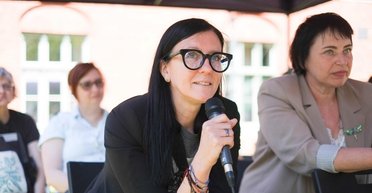 У Польщі депутатка облаяла таксиста з України та заявила, що він на неї напав: чоловік оприлюднив запис