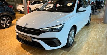 В Украине появился доступный седан за $17 200 с большим багажником (фото)