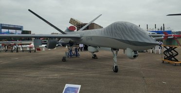 Можуть стежити за ворогом і знищувати його ракетами: Ірак закупив у Китаю дрони CH-5