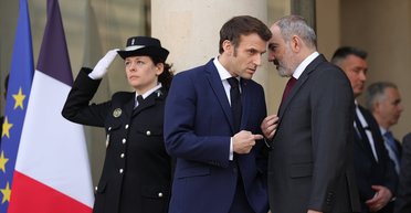 Как Кремль давит на Ереван и почему обострение в Карабахе — это не второй фронт против РФ