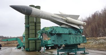 ЗРК С-200 сбивал самолеты Ту-22М3 и А-50: ГУР МО впервые показало кадры ракетных ударов (видео)