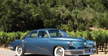 Киногерой за $2 миллиона: звезда Голливуда продает "лучшее авто в мире" (фото)