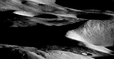 Історична місія. Модуль США зробив знімок Місяця і скоро приземлиться там: де дивитися (фото)