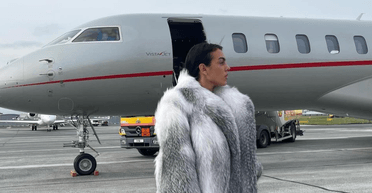 Наречена Кріштіану Роналду позувала біля приватного літака (фото)