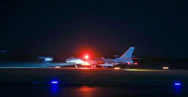 Чотири балістики на борту: китайський бомбардувальник H-6K показав вражаючі можливості