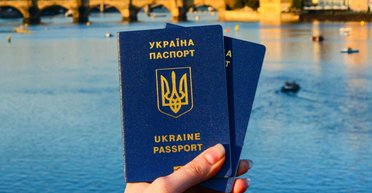 Смогут обращаться в СБУ: зарубежные украинцы будут получать свой статус по-новому