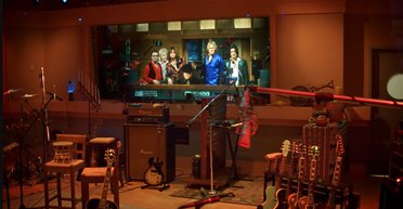 Пустые студии и больше ничего: тысяча музыкантов Британии протестуют против ИИ