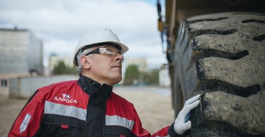 ЄС ввів санкції проти російської групи алмазодобувних компаній "Алроса"