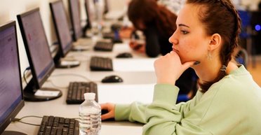 Криза на українському ринку праці: у МОН назвали дефіцитні спеціальності