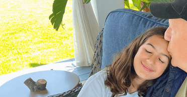 Жена Брюса Уиллиса Эмма Хеминг показала, как выглядит их 12-летняя дочь Мэйбл (видео, фото)