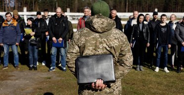 До 8 років тюрми працівникам ТЦК і ВЛК: що змінює новий закон про "чесну мобілізацію"