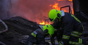 В Одесской области россияне попали в нефтебазу: без света — более 2000 семей (фото)