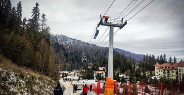На горі Захар Беркут зупинився підйомник: на ньому застрягли 80 людей