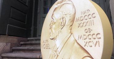 Стати багатою та успішною: який рецепт для України пропонують нобелівські лауреати-2024