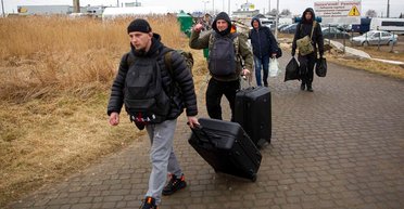 Позволит свободно пересекать границу: в Раде анонсировали специальный законопроект для студентов