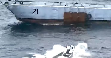 Во Франции создали аналог украинского морского дрона Magura V5 и поразили им баржу