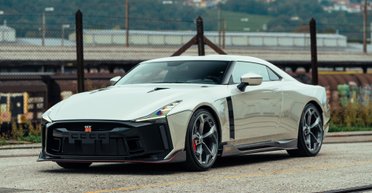 Эксклюзив за миллион: на продажу выставлен самый быстрый и дорогой Nissan в истории (фото)