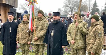 Почти 1400 человек: на Буковине установили рекорд по самому массовому исполнению колядки (фото, видео)